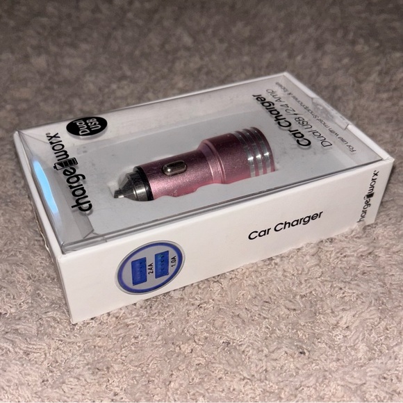 Pink Dual USB Car Charger - Picture 4 of 5